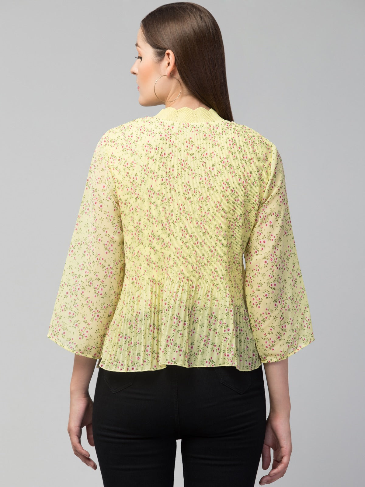 Women Pleated Ribbed Neck Floral Top